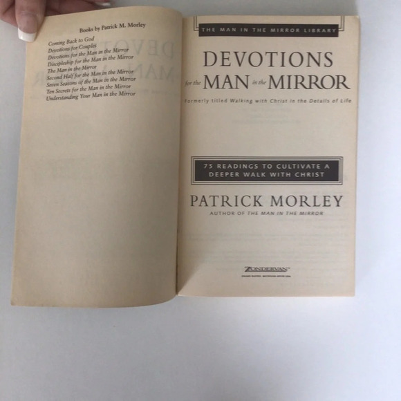Devotions for the Man in the Mirror by Patrick Morley Paperback Book - Picture 5 of 14